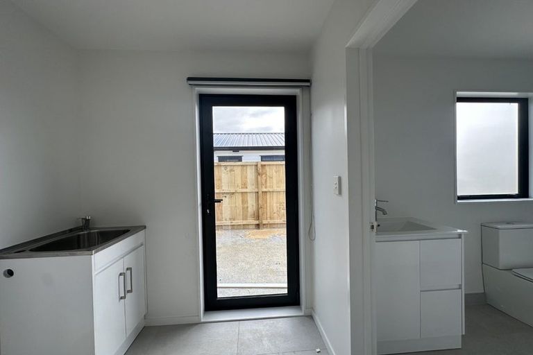 Photo of property in 131b Finlayson Avenue, Clendon Park, Auckland, 2103