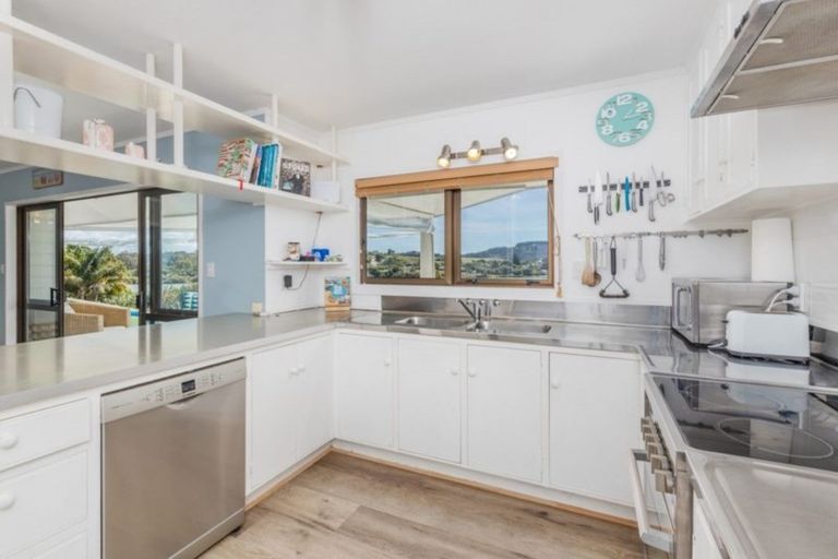 Photo of property in 11 The Lookout, Kerikeri, 0230