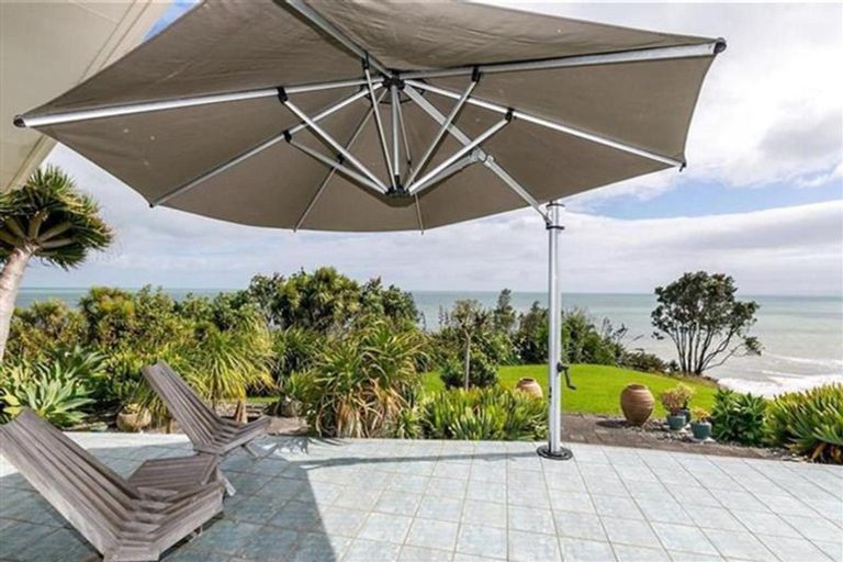 Photo of property in 16b Motukari Place, Onaero, Waitara, 4383