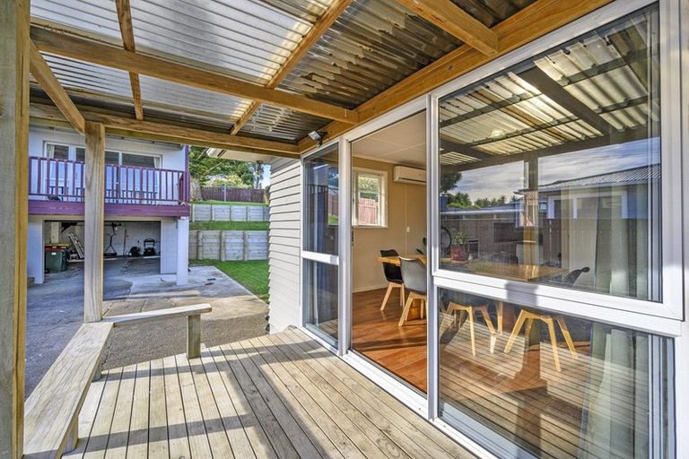 Photo of property in 73 Pohutukawa Place, Bell Block, New Plymouth, 4312