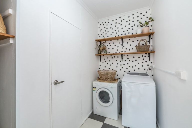 Photo of property in 30 Augustus Street, Carterton, 5713