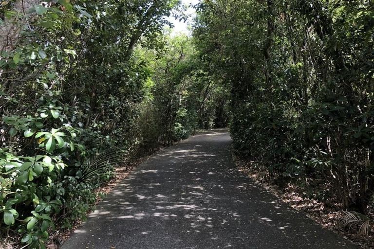 Photo of property in 106 Okura River Road, Okura, Albany, 0792