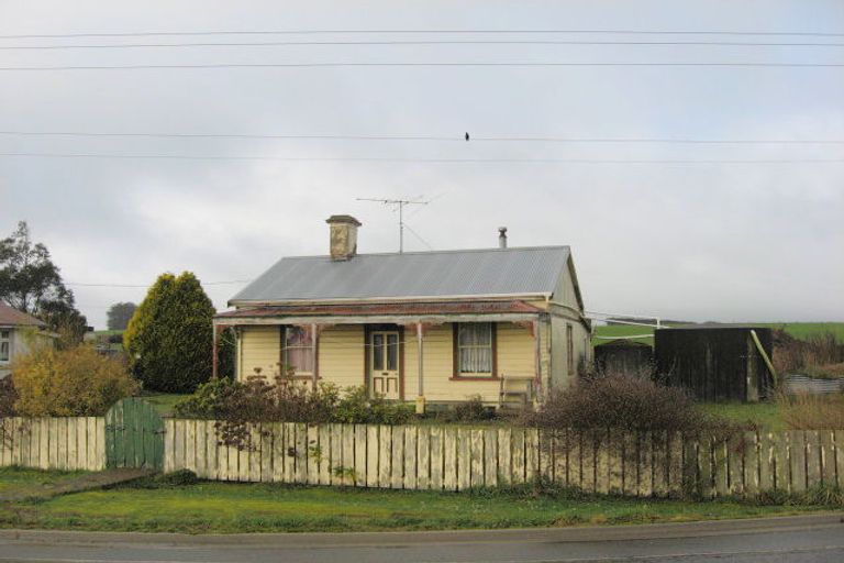 Photo of property in 45 Woodlands Road, Woodlands, Invercargill, 9871