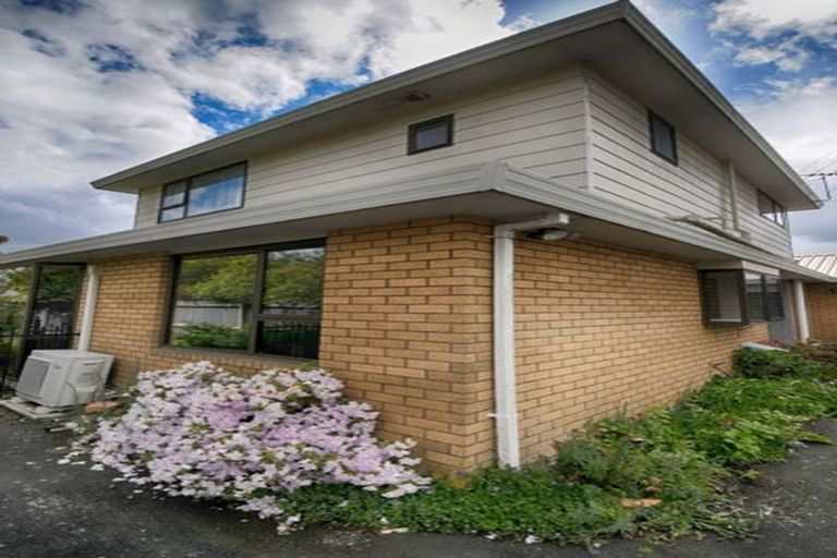 Photo of property in 22 Beatrice Place, Avonhead, Christchurch, 8042