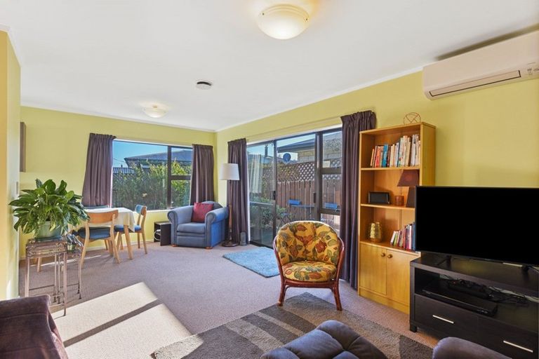 Photo of property in 3/48 Tennyson Crescent, Stoke, Nelson, 7011