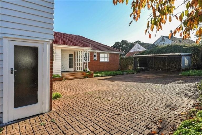 Photo of property in 13 Sudeley Street, Orakei, Auckland, 1071