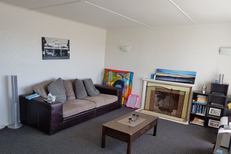 Photo of property in 56 Te Pene Avenue, Titahi Bay, Porirua, 5022