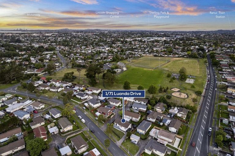 Photo of property in 1/71 Luanda Drive, Ranui, Auckland, 0612
