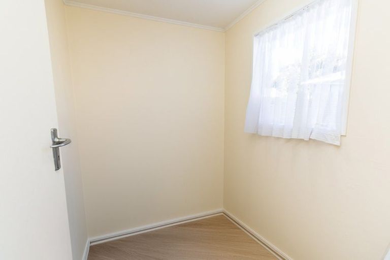 Photo of property in 4/14 Fuller Grove, Woburn, Lower Hutt, 5010