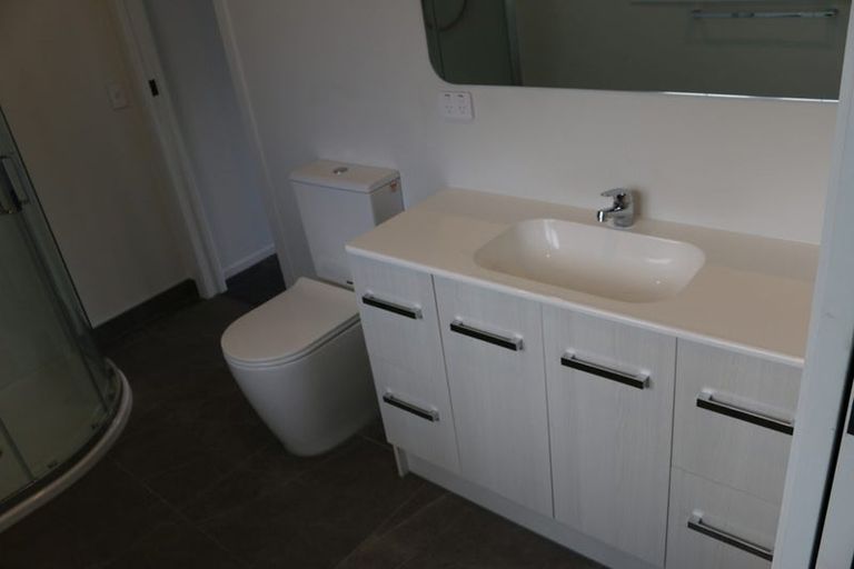 Photo of property in 10a Mcleod Road, Weymouth, Auckland, 2103