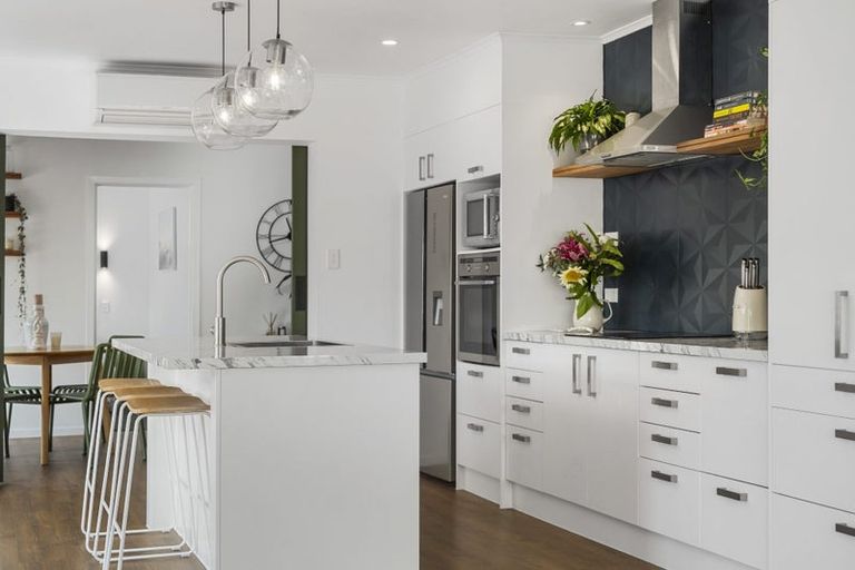 Photo of property in 110 Everitt Crescent, Whangamata, 3620