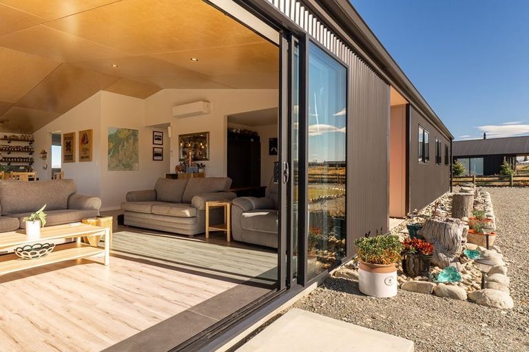 Photo of property in 1 Tussock Crescent, Twizel, 7901