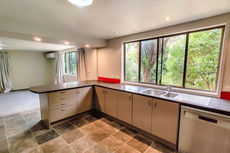 Photo of property in 17 Busby Hill, Havelock North, 4130