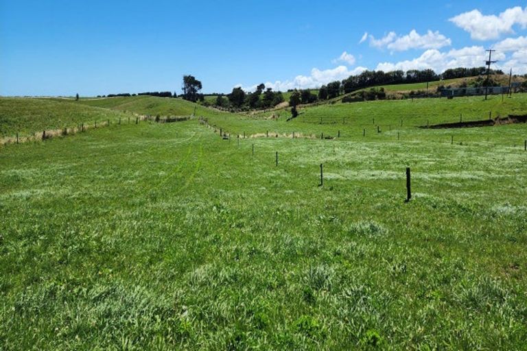 Photo of property in 5 Kakaramea Road, Kakaramea, Patea, 4598