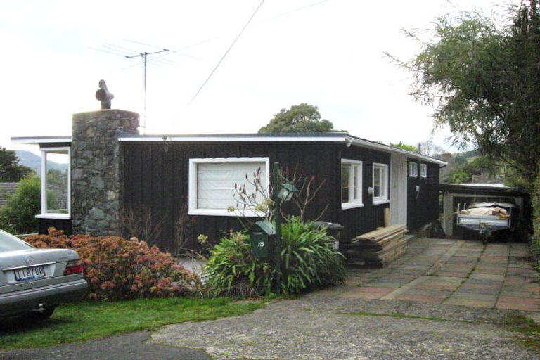 Photo of property in 15 Howard Street, Macandrew Bay, Dunedin, 9014