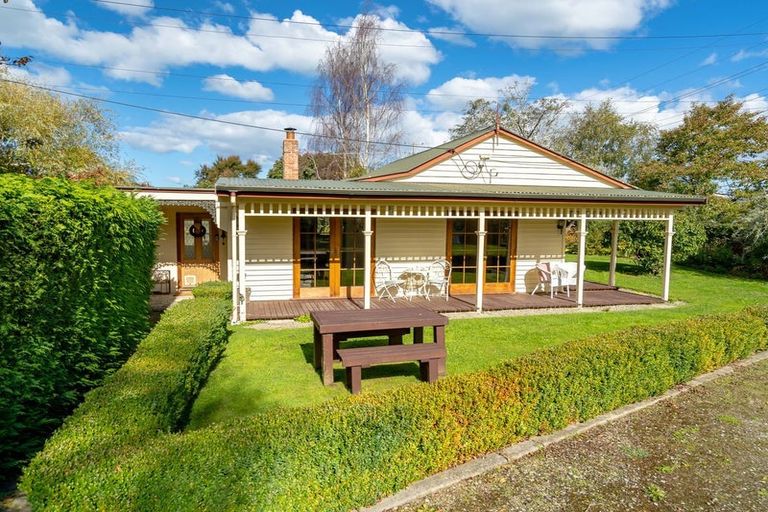 Photo of property in 64 Geelong Street, Waikouaiti, 9510