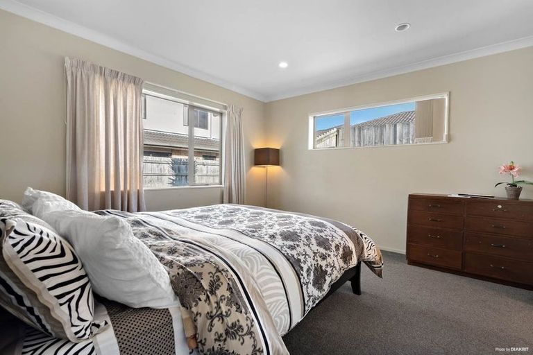 Photo of property in 11 Manning Rise, Flat Bush, Auckland, 2019