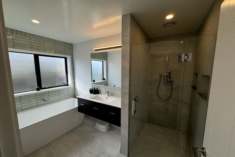 Photo of property in 20a Wharerangi Road, Tamatea, Napier, 4112