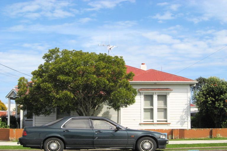 Photo of property in 25 Caius Avenue, Gonville, Whanganui, 4501