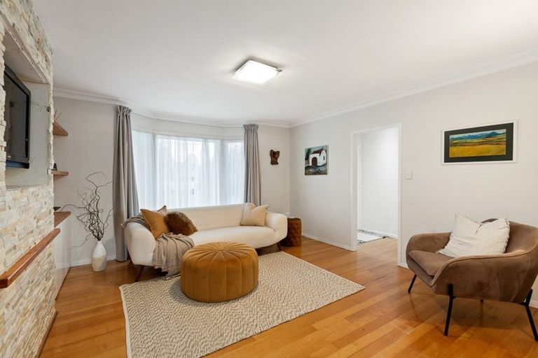 Photo of property in 25 Portadown Avenue, Pakuranga Heights, Auckland, 2010