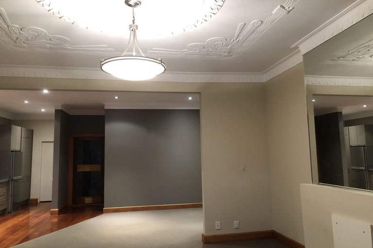 Photo of property in 108 Grafton Road, Roseneath, Wellington, 6011