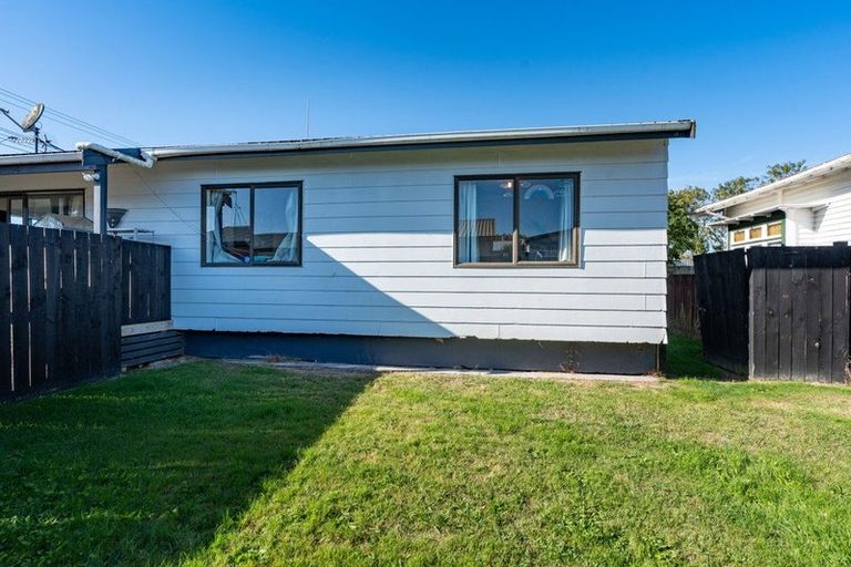 Photo of property in 129a Avalon Drive, Nawton, Hamilton, 3200