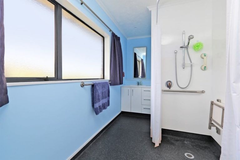 Photo of property in 2/410 Saint Aubyn Street West, Hastings, 4122