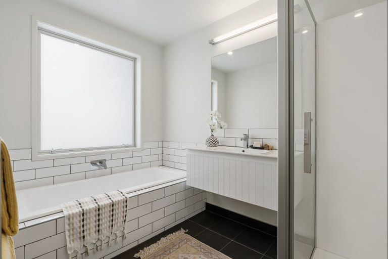 Photo of property in 83 Sandhurst Drive, Papamoa Beach, Papamoa, 3118