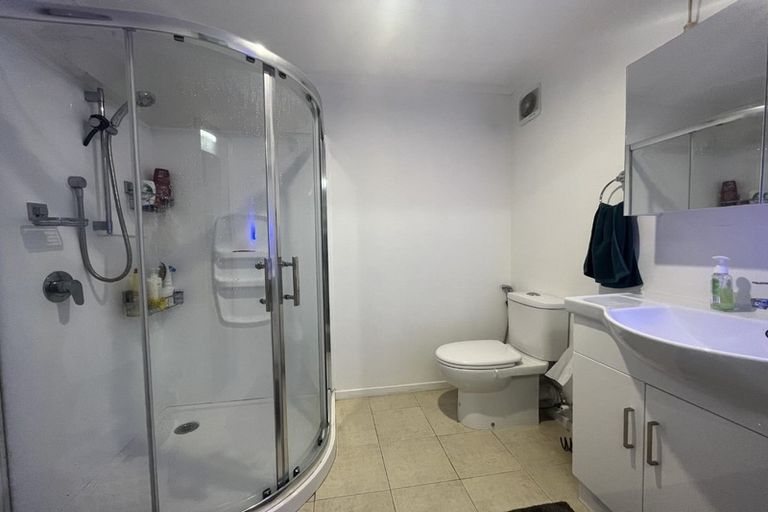 Photo of property in 18 Saint Aidans Way, Tawa, Wellington, 5028