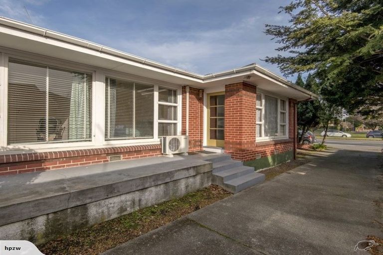 Photo of property in 1/378 Memorial Avenue, Burnside, Christchurch, 8053