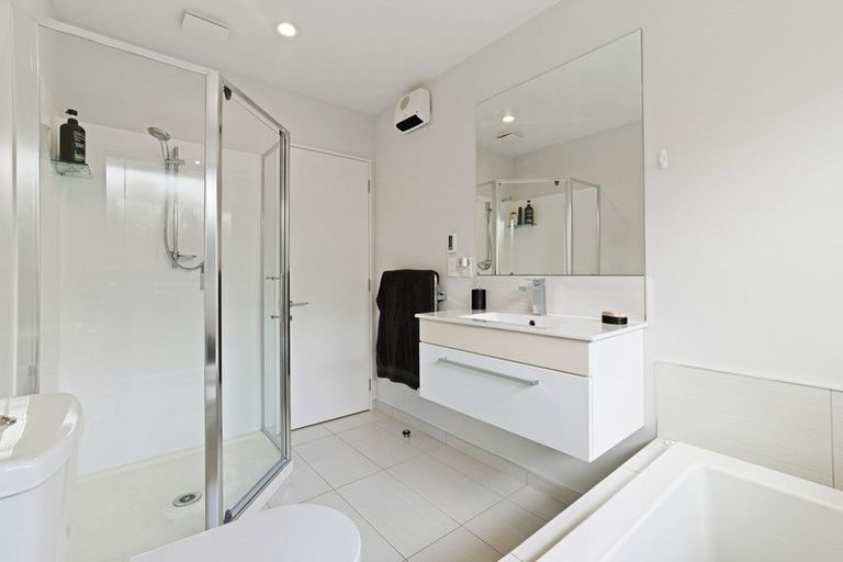 Photo of property in 28 Granite Drive, Rolleston, 7614