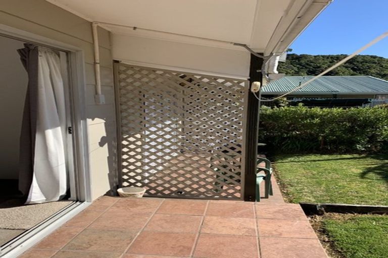 Photo of property in 4j Rutland Street, Picton, 7220