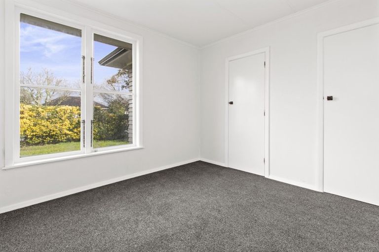 Photo of property in 39 Yeats Crescent, Fairfield, Hamilton, 3214