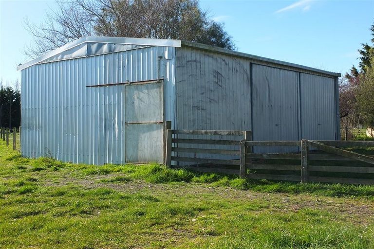 Photo of property in 522 Pleasant Point Highway, Levels, Timaru, 7975