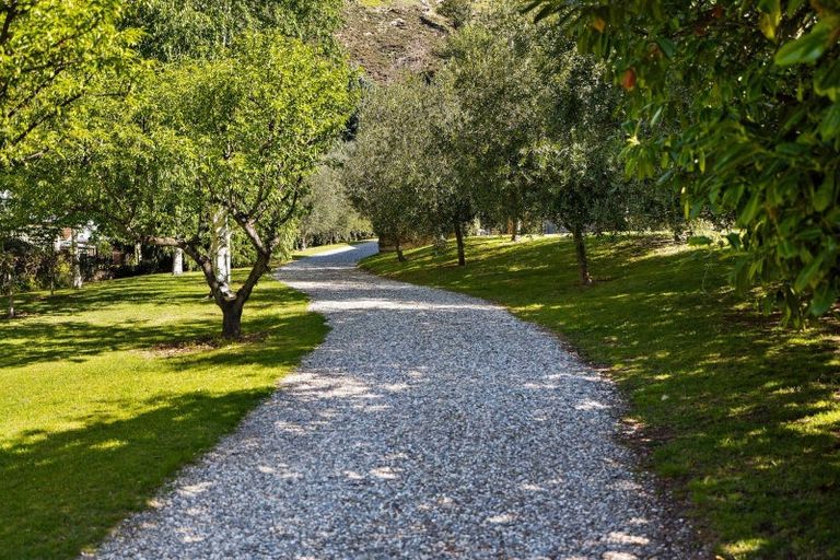 Photo of property in 1800 Gibbston Highway, Gibbston, Queenstown, 9371