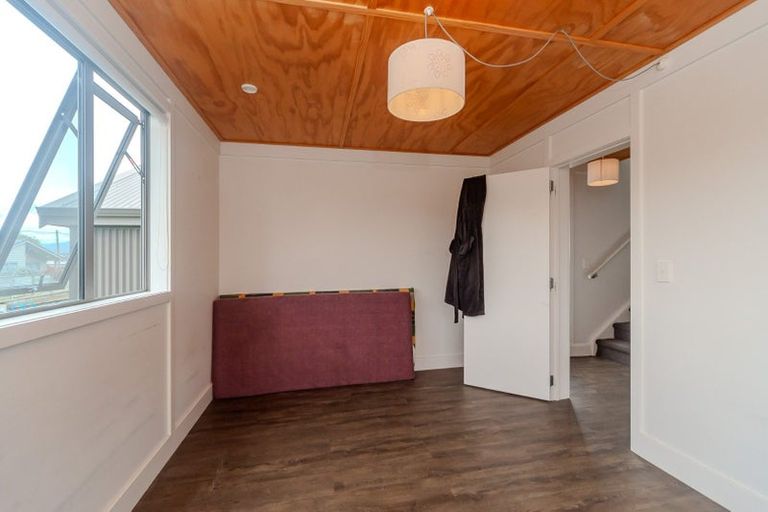 Photo of property in 5 Waihurihia Street, Otaki, 5512