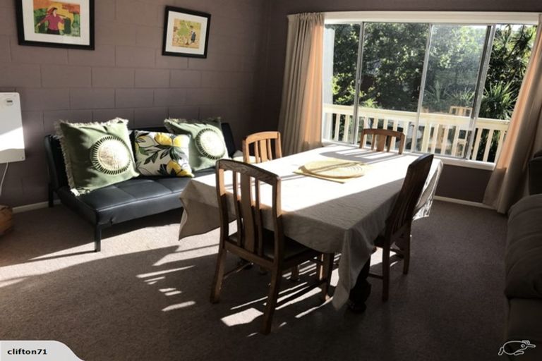 Photo of property in 39 Delhi Crescent, Khandallah, Wellington, 6035