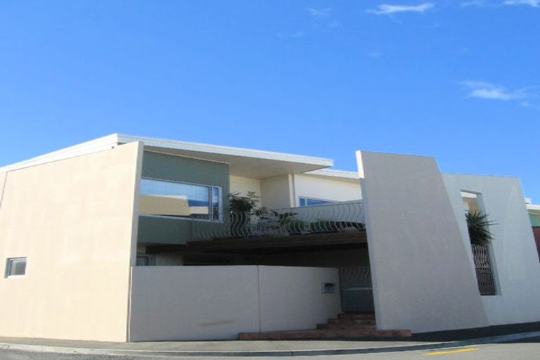 Photo of property in 2 Waghorne Street, Ahuriri, Napier, 4110