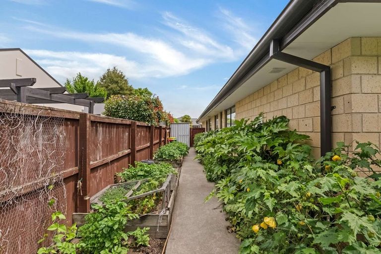 Photo of property in 3 Balmoral Lane, Rangiora, 7400