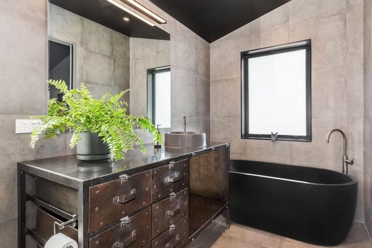 Photo of property in 123 Manly Street, Paraparaumu Beach, Paraparaumu, 5032