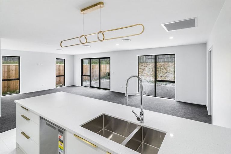 Photo of property in 15 Fountain Place, Rolleston, 7614