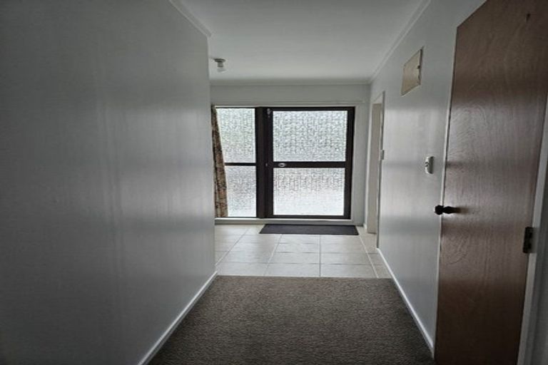 Photo of property in 6/2 Burdendale Grove, Churton Park, Wellington, 6037