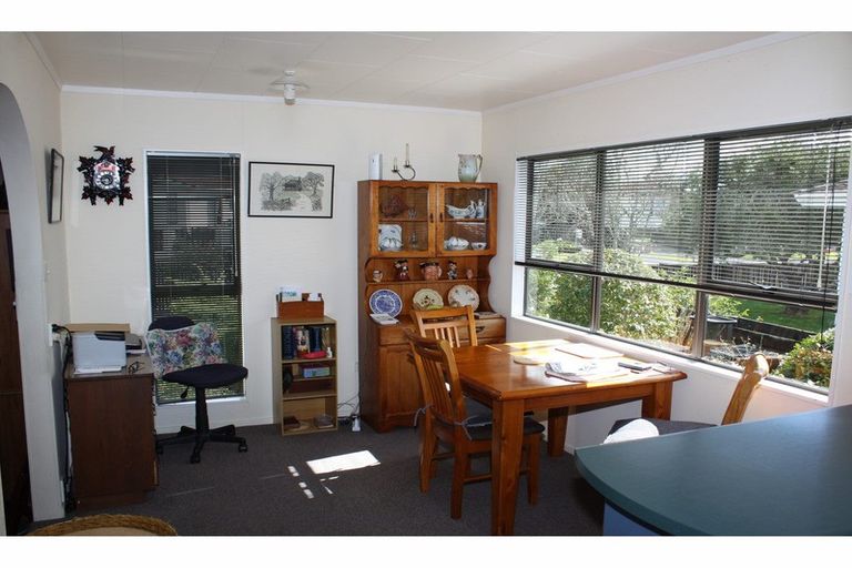 Photo of property in 11 Houhere Place, Tikipunga, Whangarei, 0112