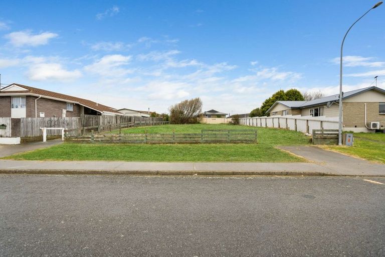 Photo of property in 57 Dunbeath Crescent, Kew, Invercargill, 9812