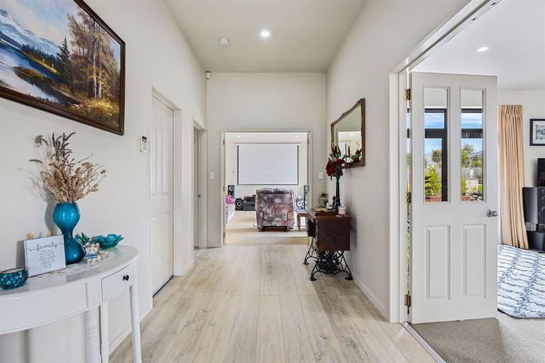 Photo of property in 6 Olivea Place, Oxford, 7430