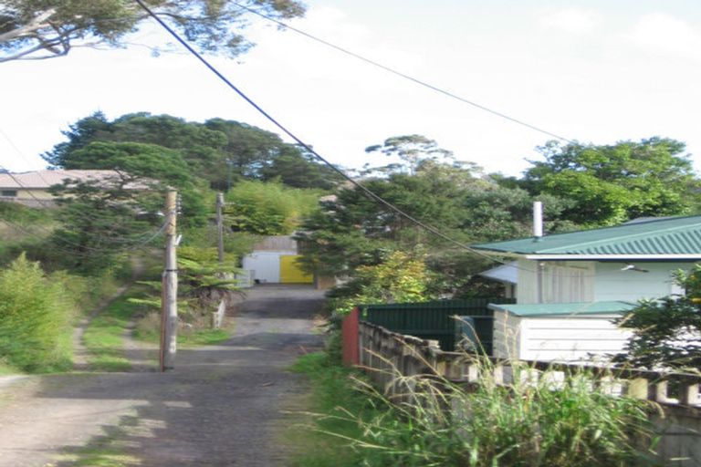 Property details for 3/15 Simpson Road, Ranui, Auckland, 0612