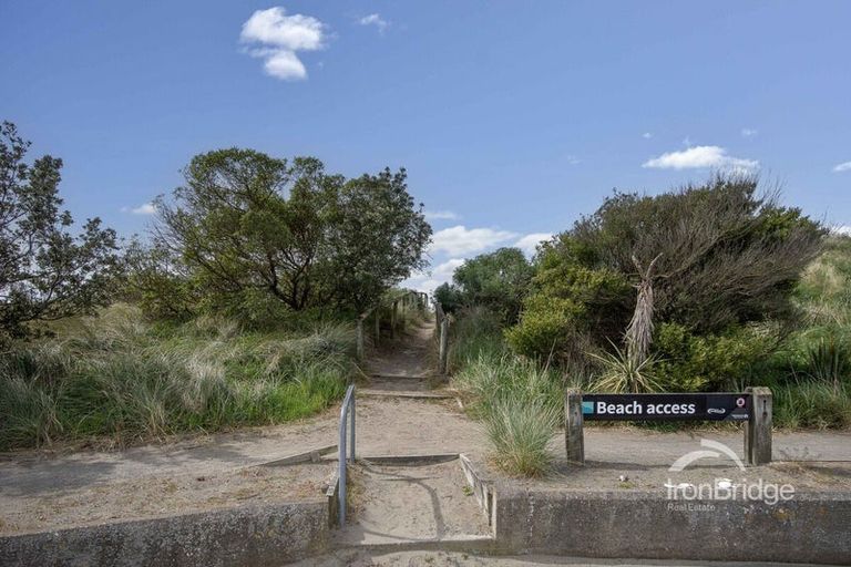 Photo of property in 6/246 Marine Parade, New Brighton, Christchurch, 8061