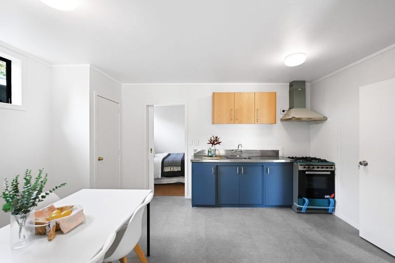 Photo of property in 42 Hazelwood Avenue, Dinsdale, Hamilton, 3204