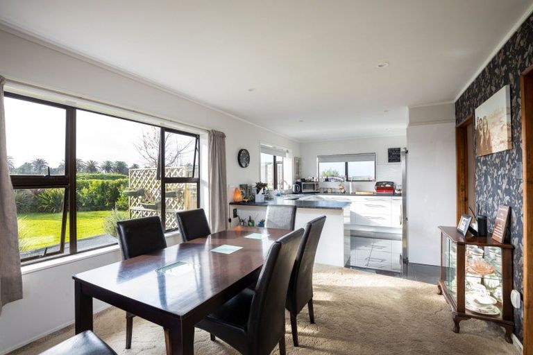 Photo of property in 32 Airport Drive, Bell Block, New Plymouth, 4373