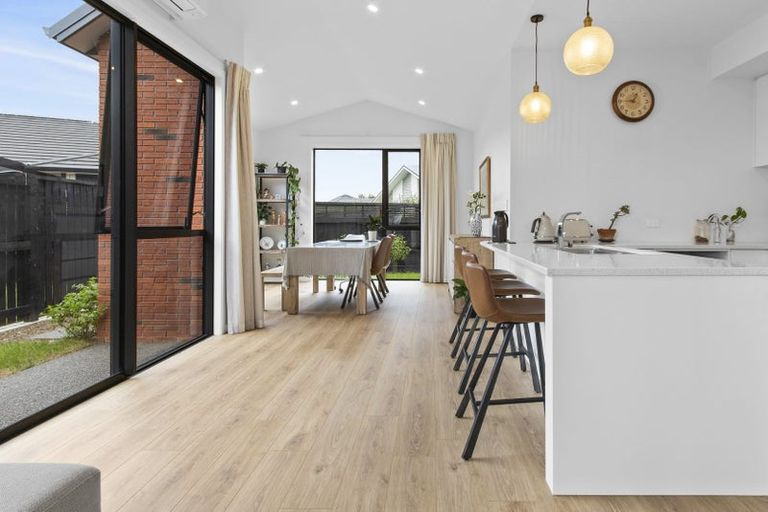 Photo of property in 8 Garland Lane, Leamington, Cambridge, 3432